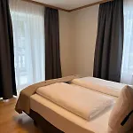 Gemmi Hotel&spa Hotel *