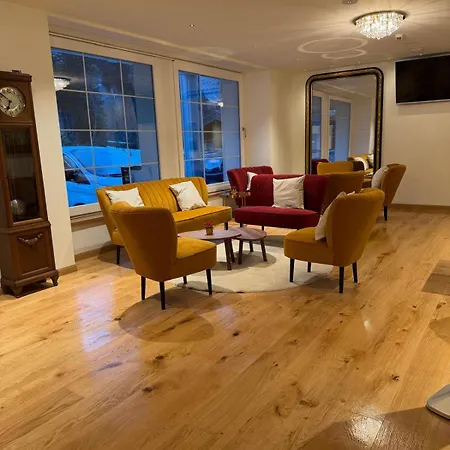 Gemmi & فندق كاندرستغ