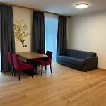 Gemmi & Hotel *